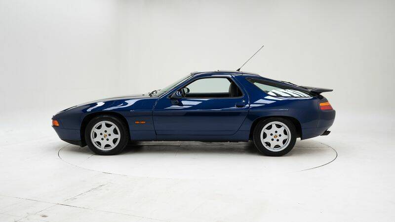 Image 8/15 of Porsche 928 S4 (1990)