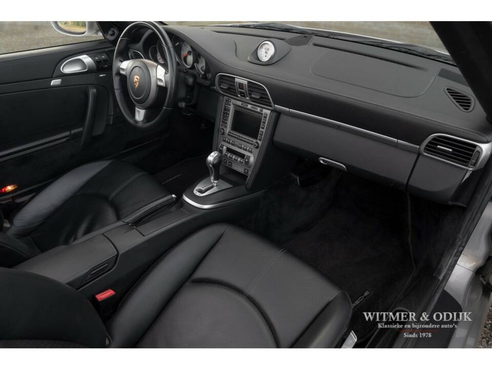 Bild 8/18 von Porsche 911 Carrera S (2005)