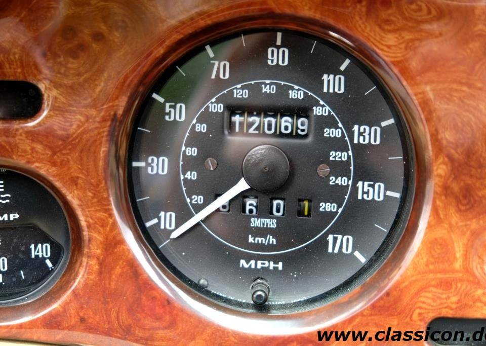 Bild 4/41 von Aston Martin V8 Volante (1979)