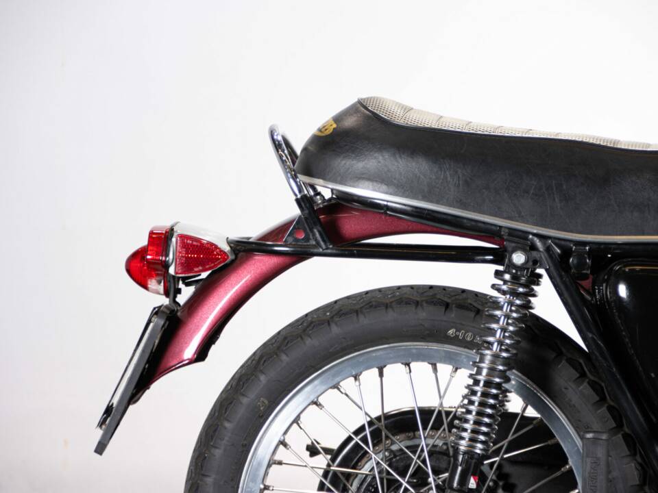 Afbeelding 46/50 van Triumph DUMMY (1970)