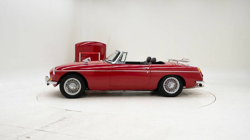 Afbeelding 8/15 van MG MGB (1964)