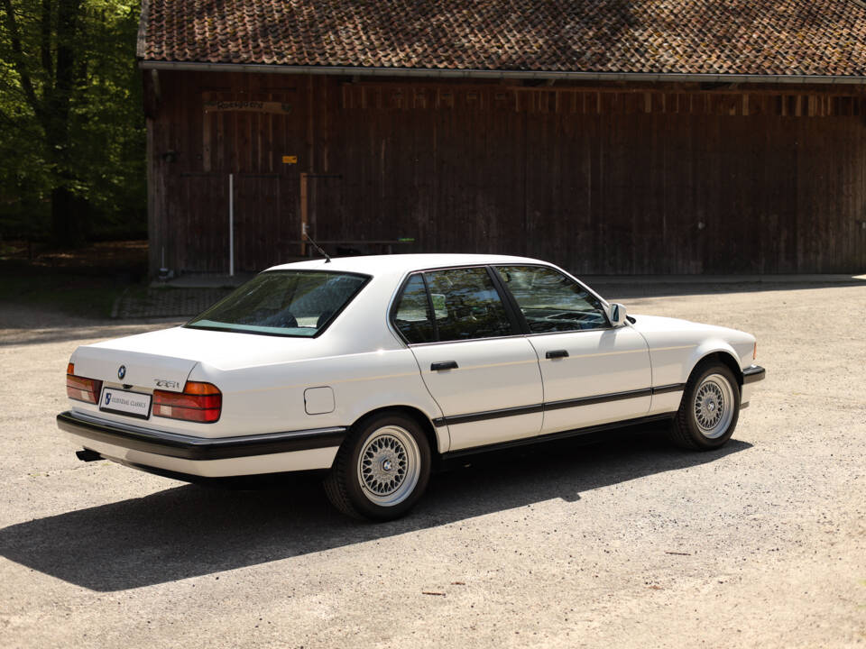 Bild 4/70 von BMW 735i (1991)