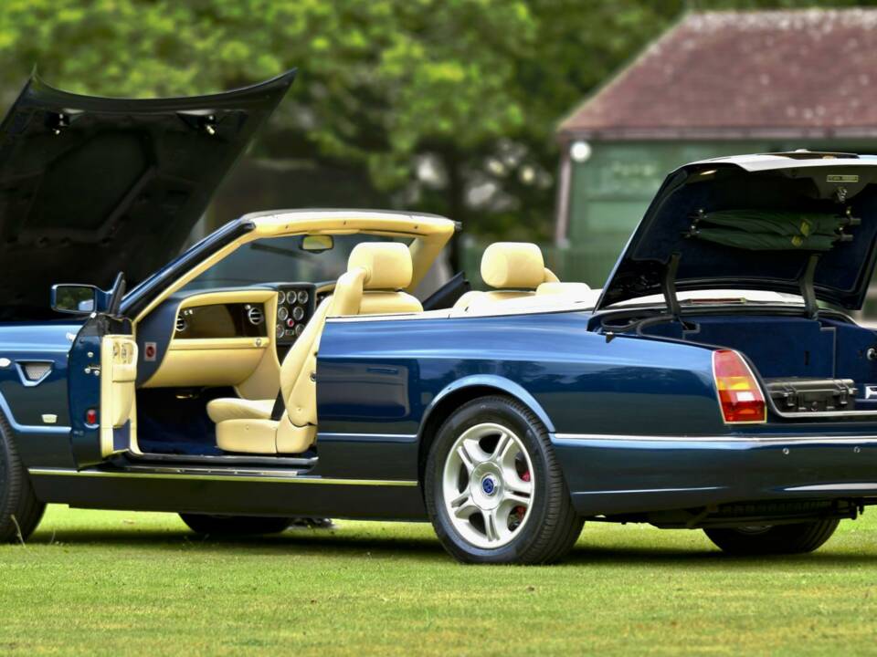 Image 24/50 de Bentley Azure Mulliner (2003)