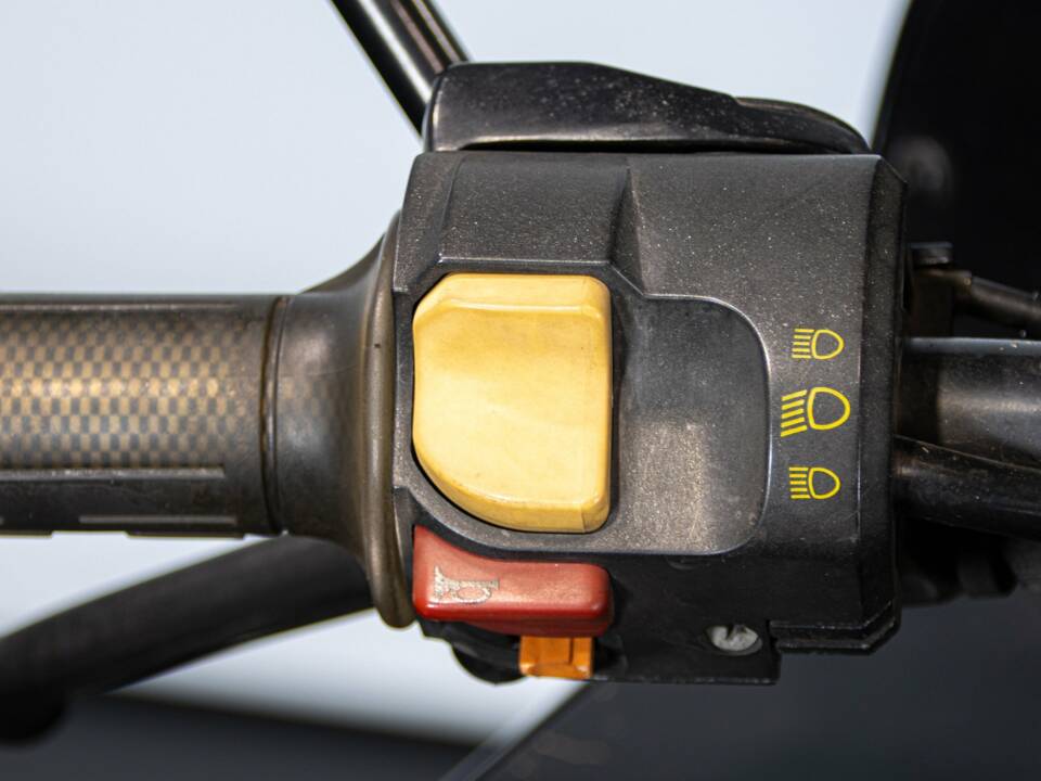 Image 43/50 of BMW K1 (1990)