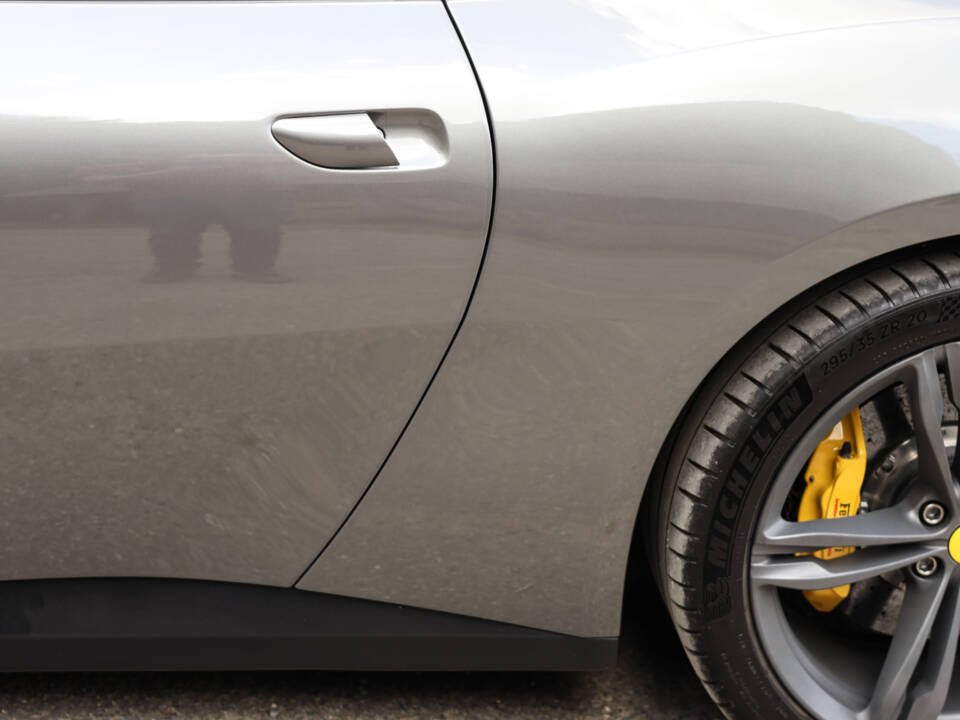 Immagine 45/61 di Ferrari GTC4Lusso (2017)
