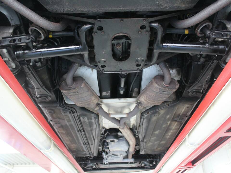 Image 17/50 of Jaguar XJS 4.0 (1994)