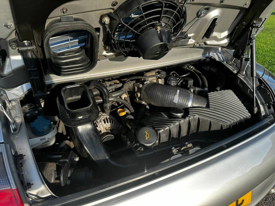Image 53/54 de Porsche 911 Carrera (2003)