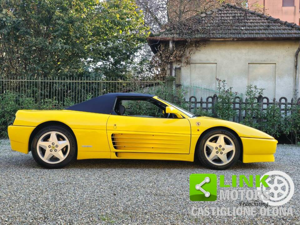 Image 8/10 of Ferrari 348 Spider (1994)