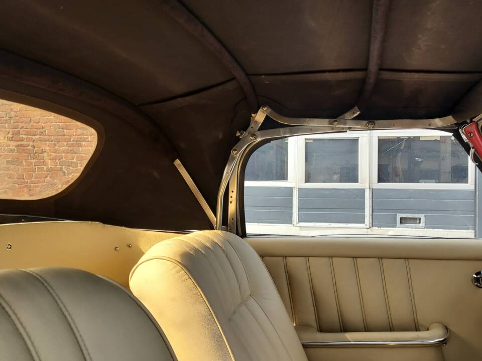 Image 9/34 of Mercedes-Benz 190 SL (1959)