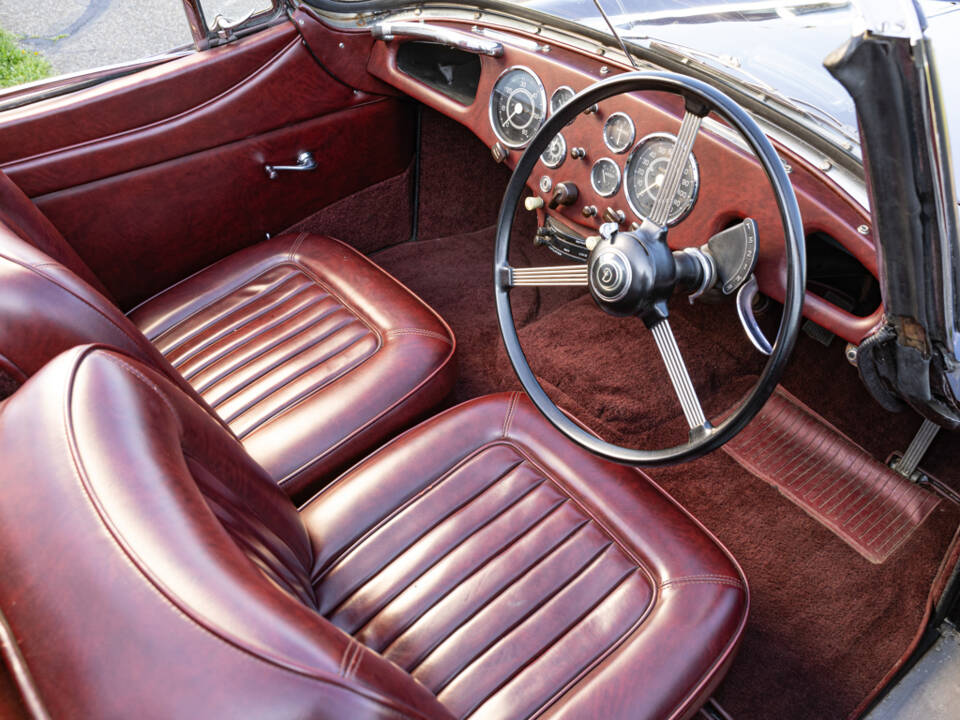Bild 4/45 von Daimler Conquest DHC (1957)