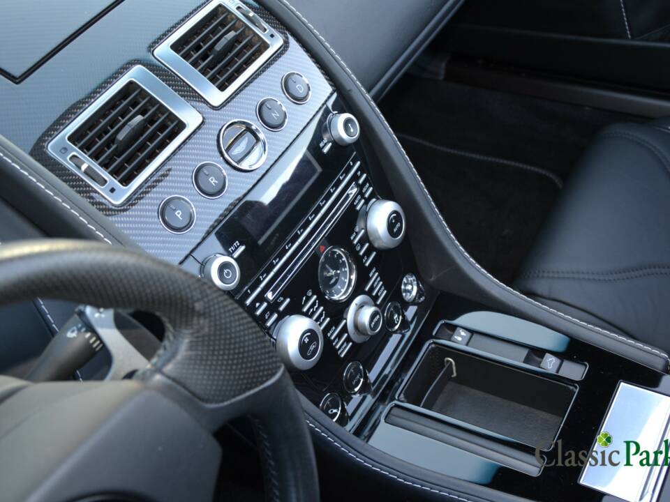 Afbeelding 48/50 van Aston Martin DBS Volante (2010)