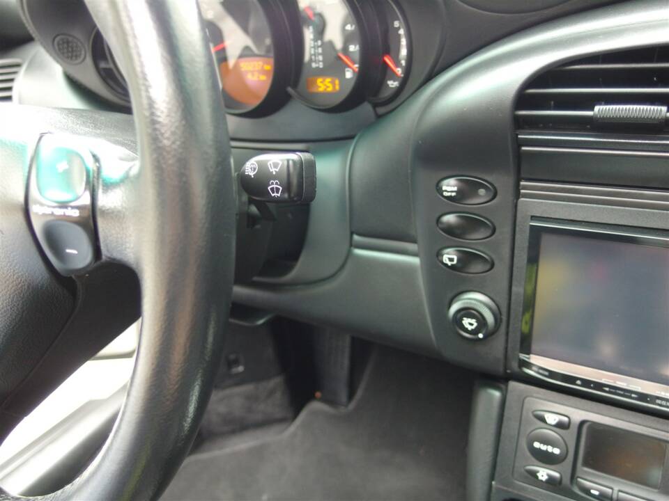 Bild 54/100 von Porsche 911 Carrera 4S (2002)