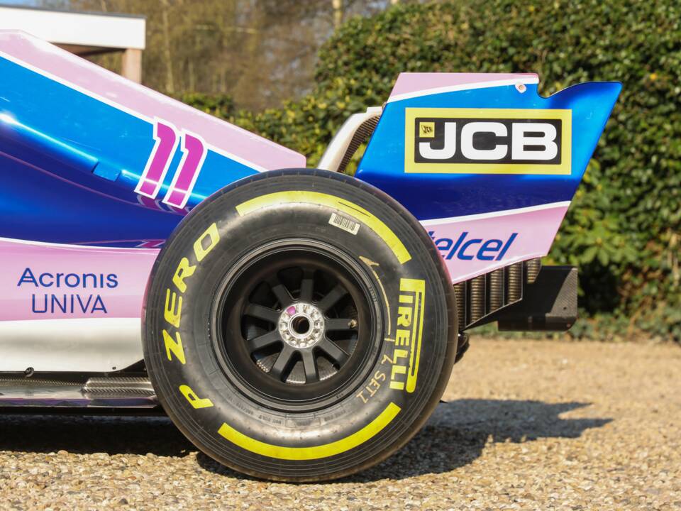 Image 21/48 of Force India VJM10 (2017)