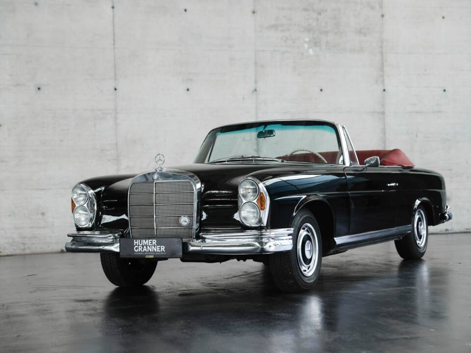 Image 12/50 of Mercedes-Benz 220 SE b (1962)