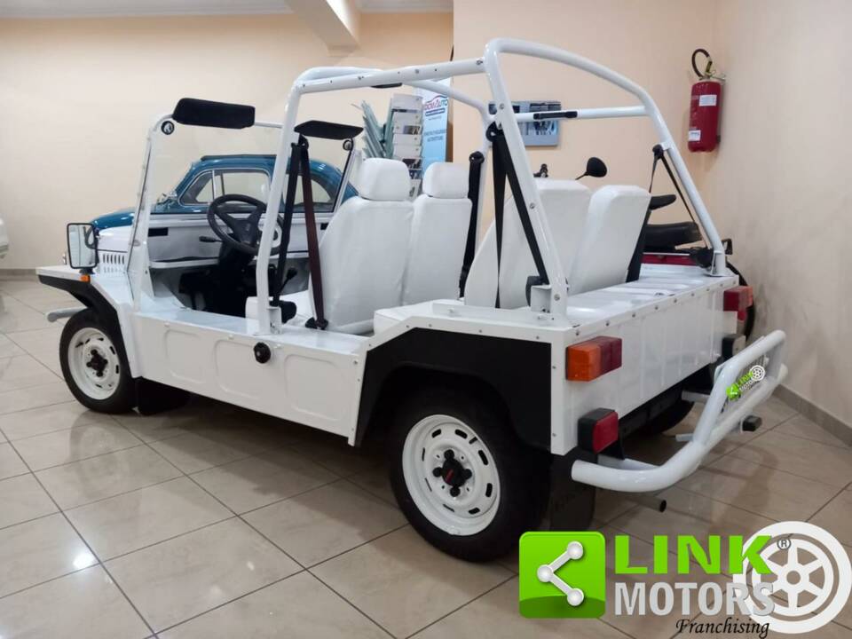 Image 4/10 of Mini Moke (1994)