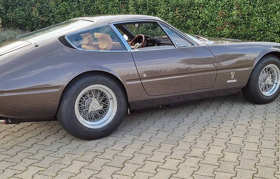 Bild 7/26 von Ferrari 365 GTB&#x2F;4 Daytona (1970)