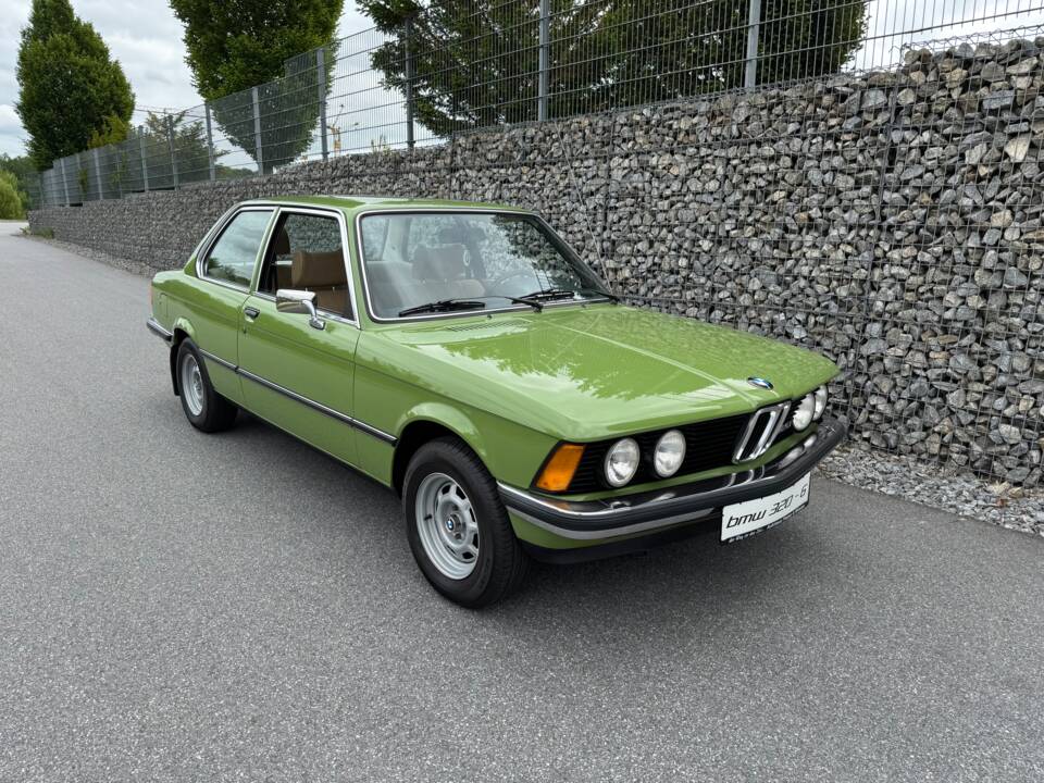 Bild 19/57 von BMW 320 (1978)