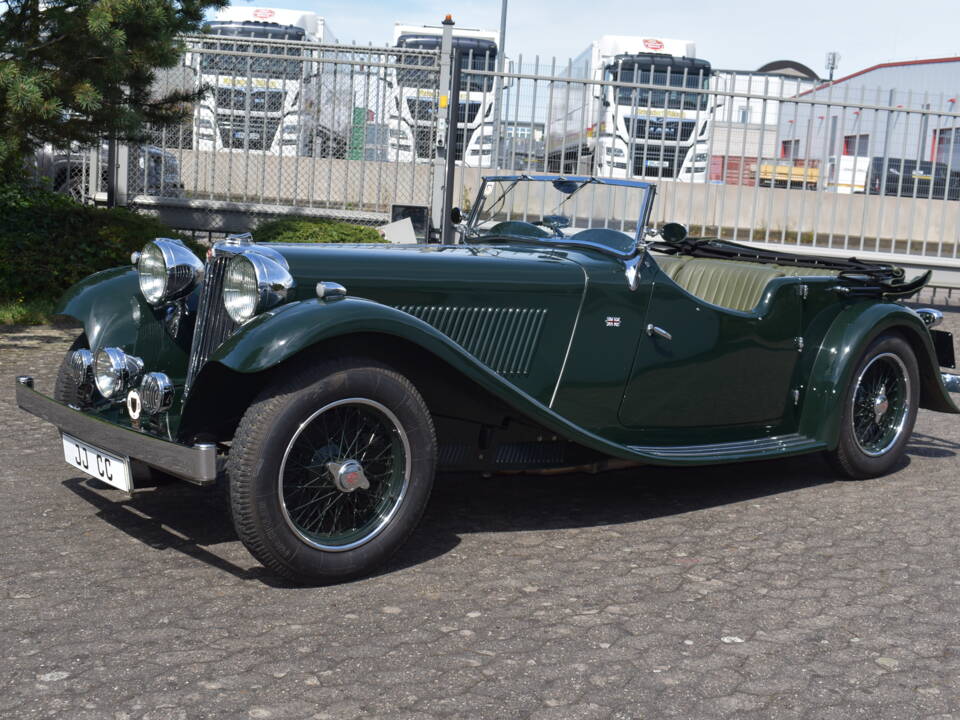 Image 2/42 of Jaguar SS 1 (1935)