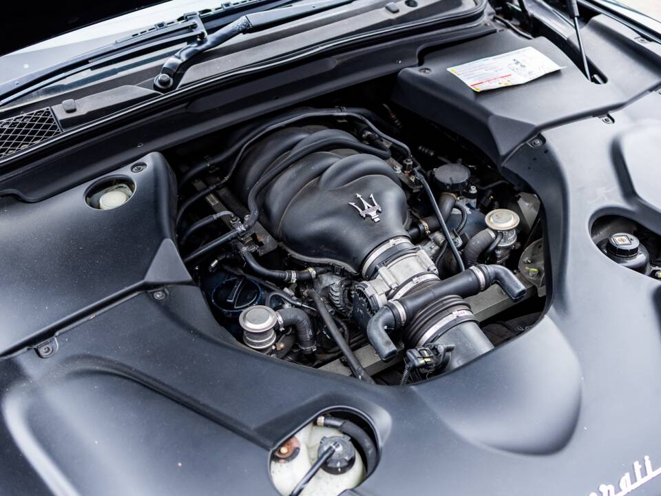Bild 5/50 von Maserati GranTurismo 4.2 (2008)