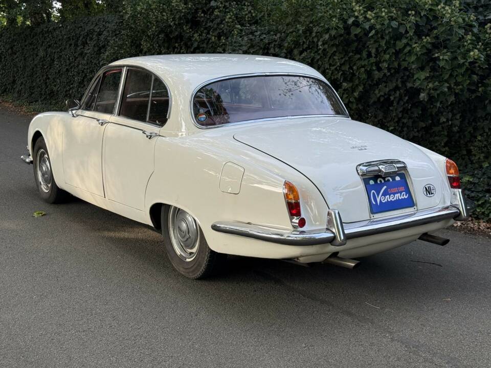 Bild 6/27 von Jaguar S-Type 3.8 (1965)