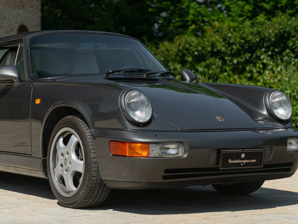 Immagine 17/50 di Porsche 911 Carrera 4 (1990)