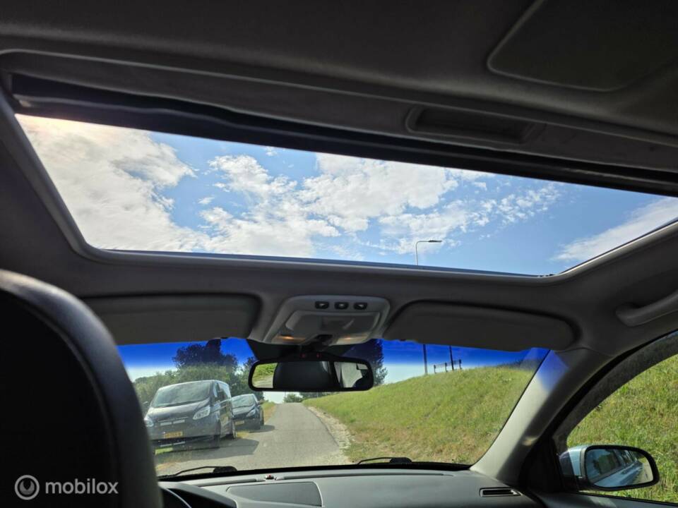 Image 22/40 of Volvo V 70 2.5T (2004)