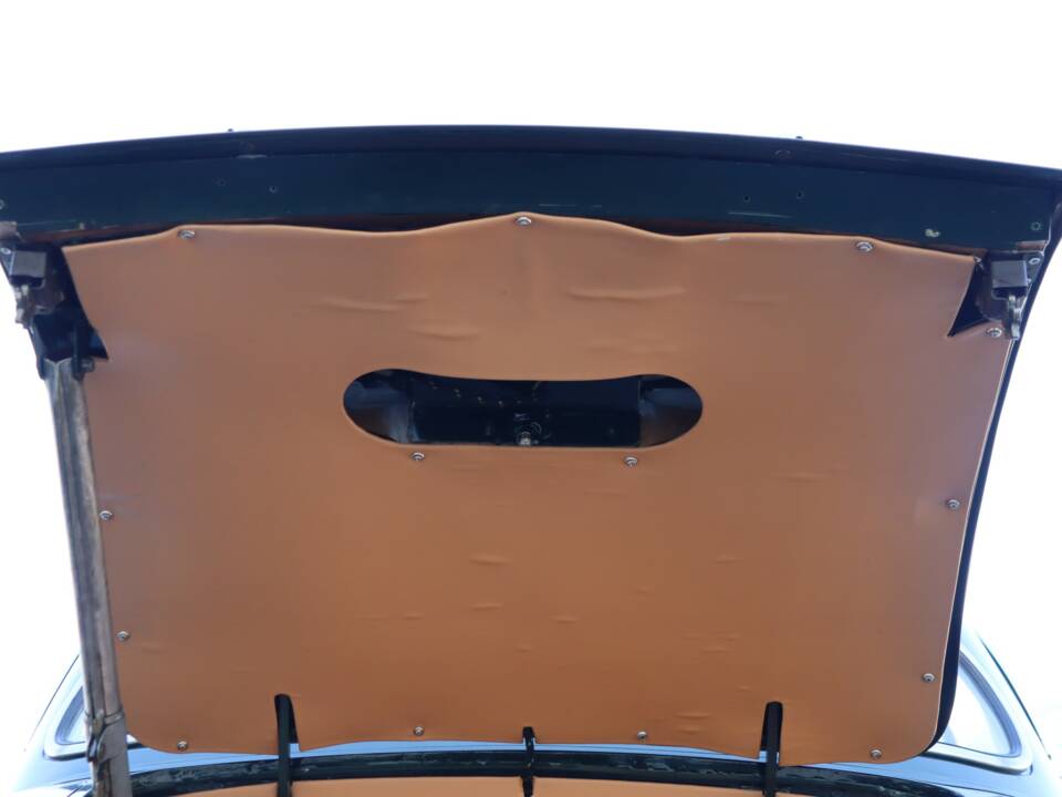 Image 14/50 of Jaguar XK 150 FHC (1959)