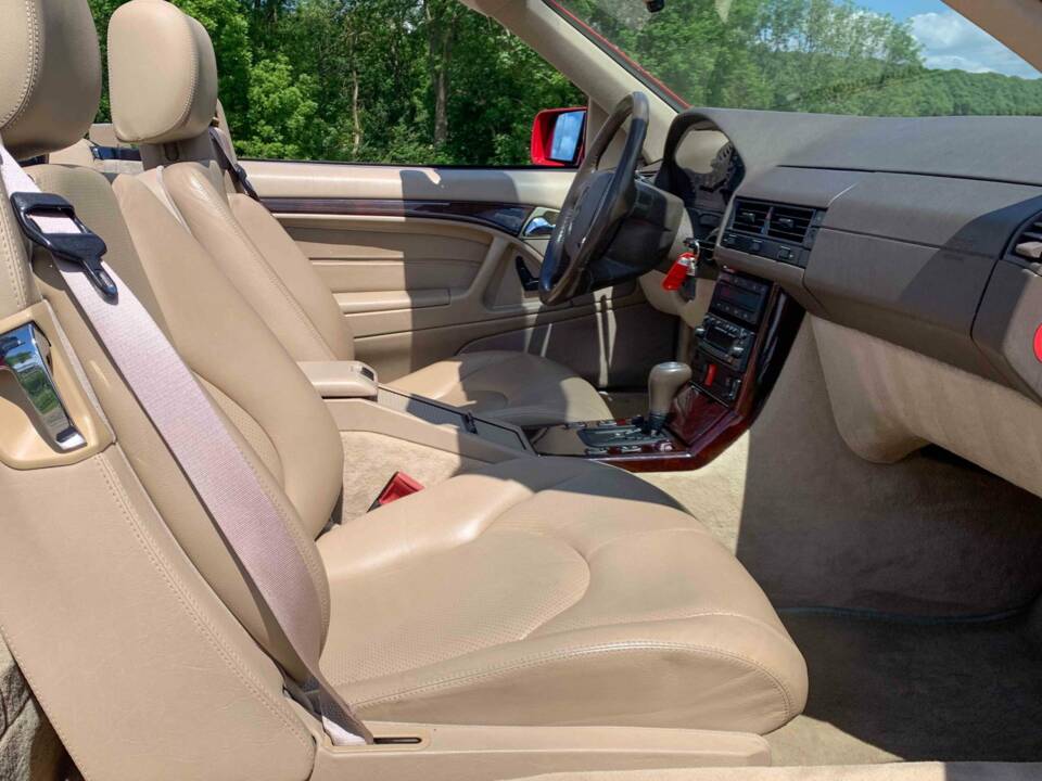 Bild 6/7 von Mercedes-Benz SL 320 (1996)