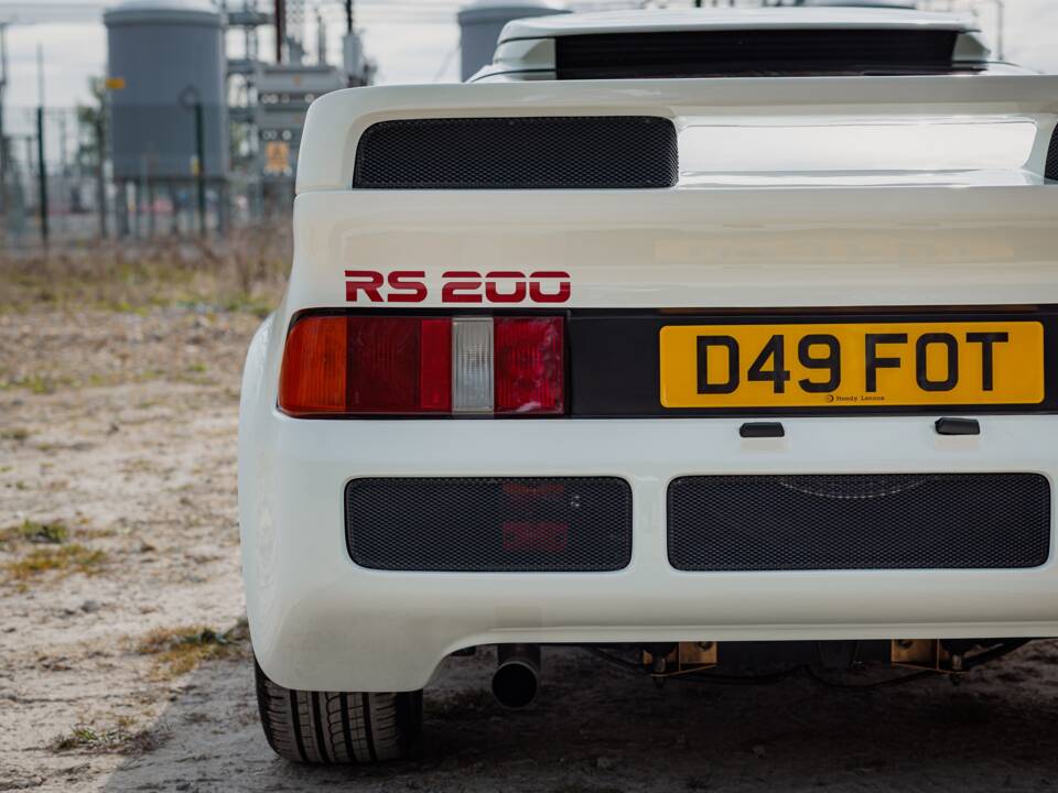 Image 7/50 of Ford Sierra RS Cosworth (1987)