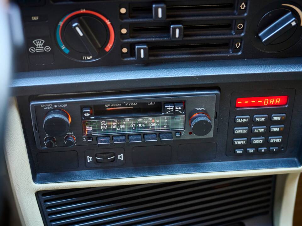 Bild 16/40 von BMW M 635 CSi (1984)