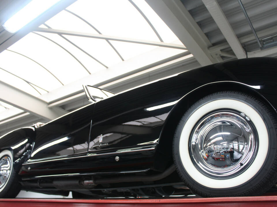 Image 9/50 of Nash-Healey Roadster (1953)