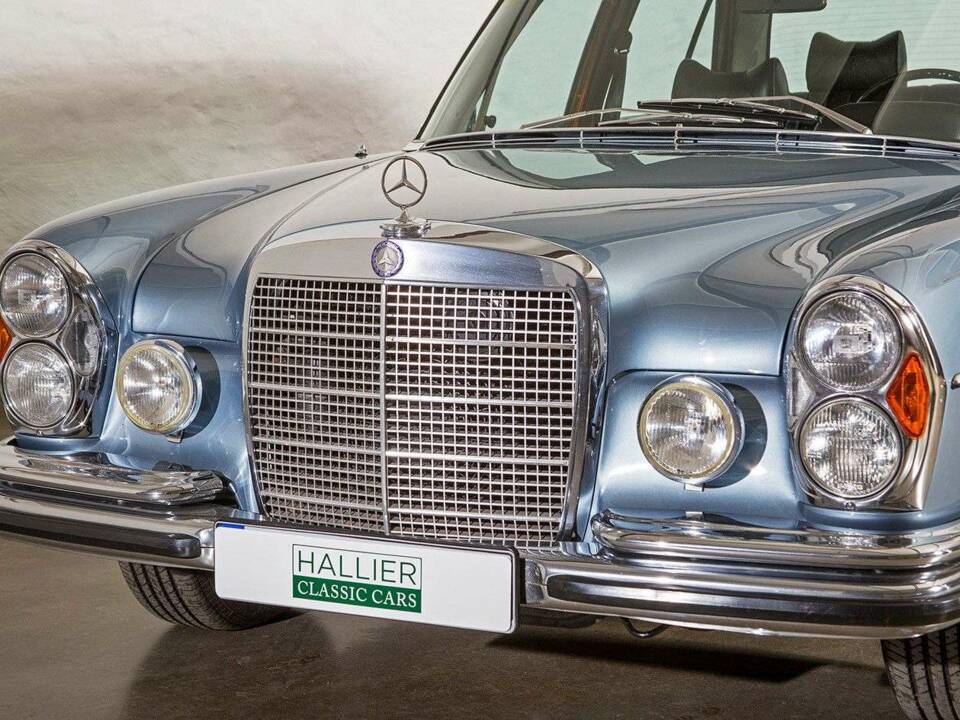 Afbeelding 4/36 van Mercedes-Benz 300 SEL 6.3 (1970)