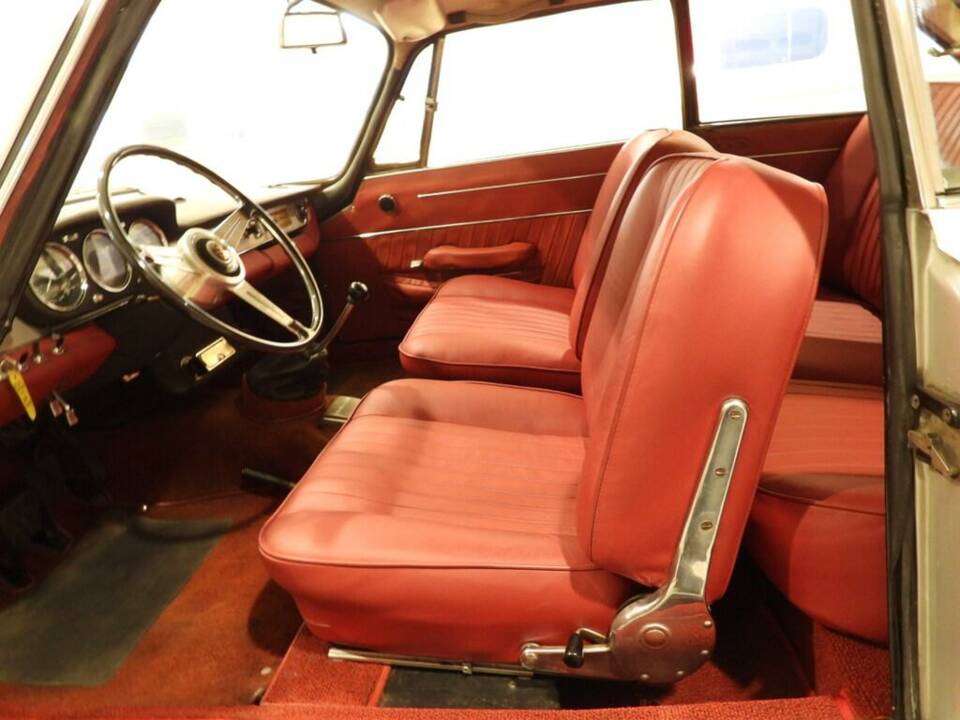 Bild 6/15 von Alfa Romeo 2600 Sprint (1964)