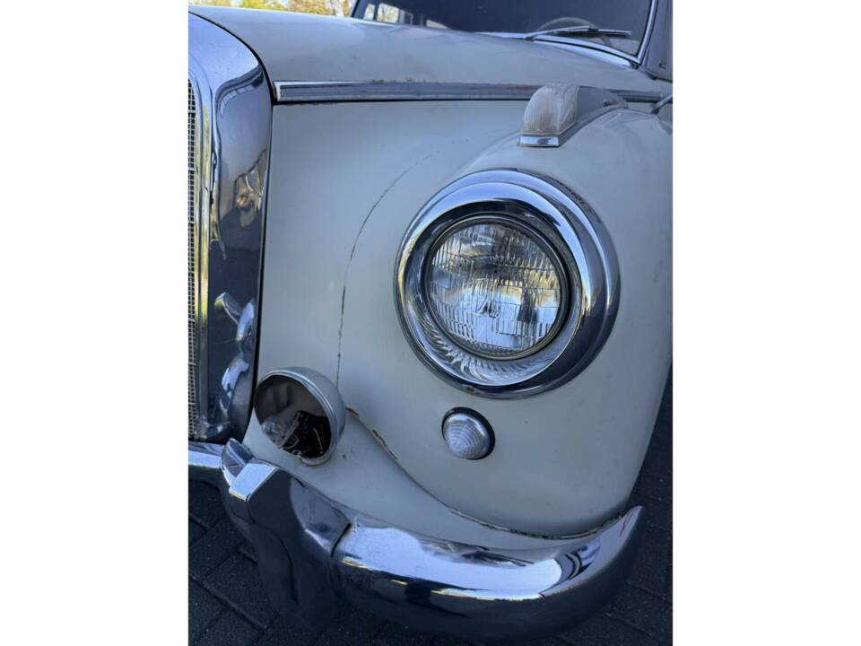 Afbeelding 25/50 van Mercedes-Benz 300 c (1956)