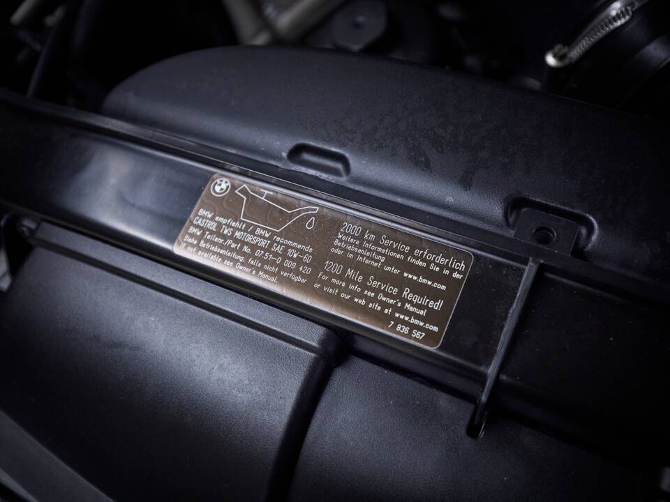 Image 89/100 of BMW M3 (2006)