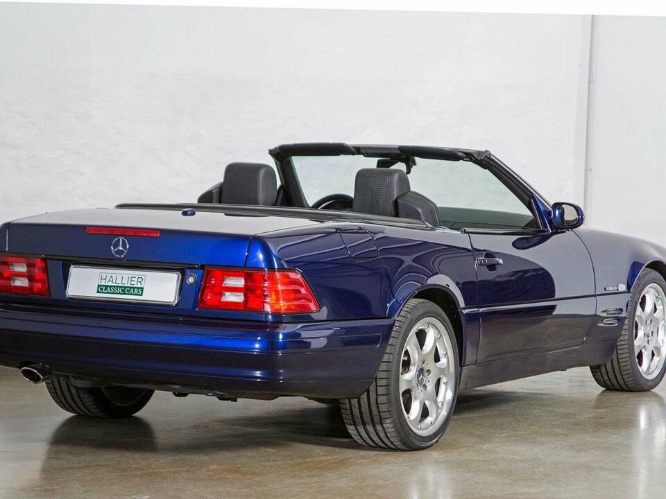 Image 6/36 de Mercedes-Benz SL 320 "Final Edition" (2000)