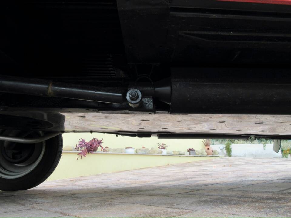 Bild 35/42 von Citroën AK 350 (1978)