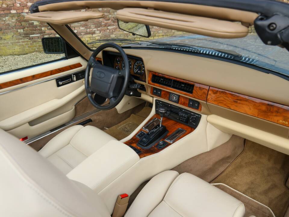 Bild 27/50 von Jaguar XJS 4.0 Celebration (1994)