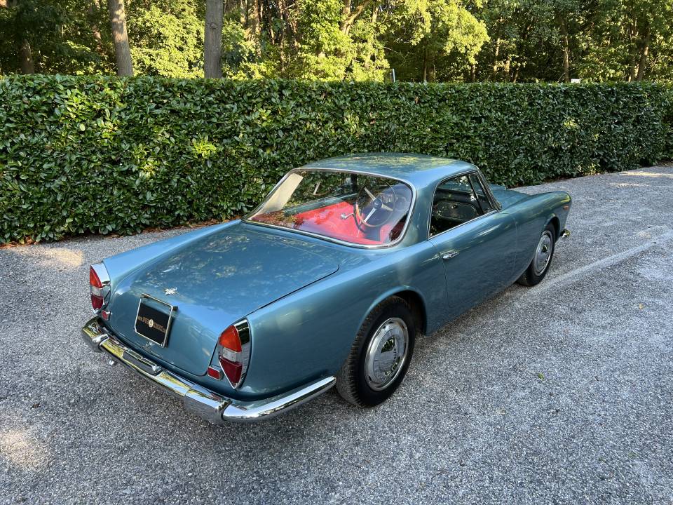 Afbeelding 4/22 van Lancia Flaminia GT Touring (1962)