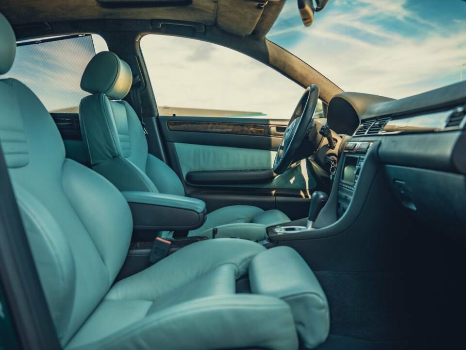 Image 6/15 de Audi RS6 (2003)