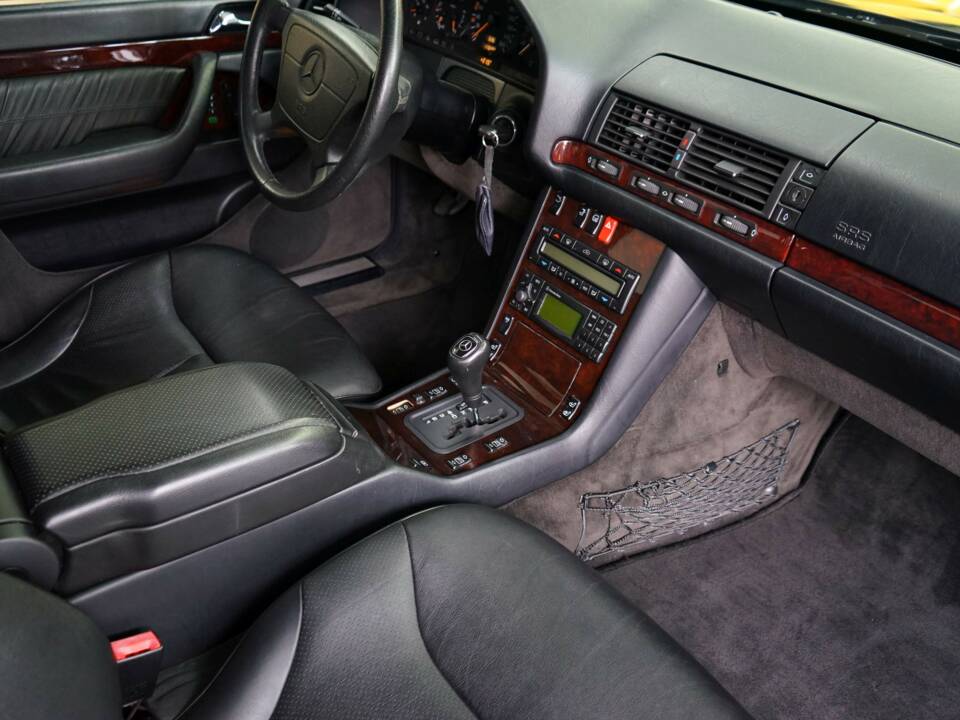 Bild 18/36 von Mercedes-Benz S 500 (1996)