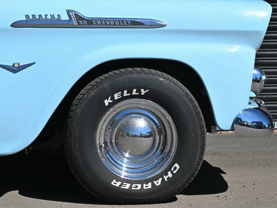 Immagine 22/50 di Chevrolet Apache Stepside (1958)