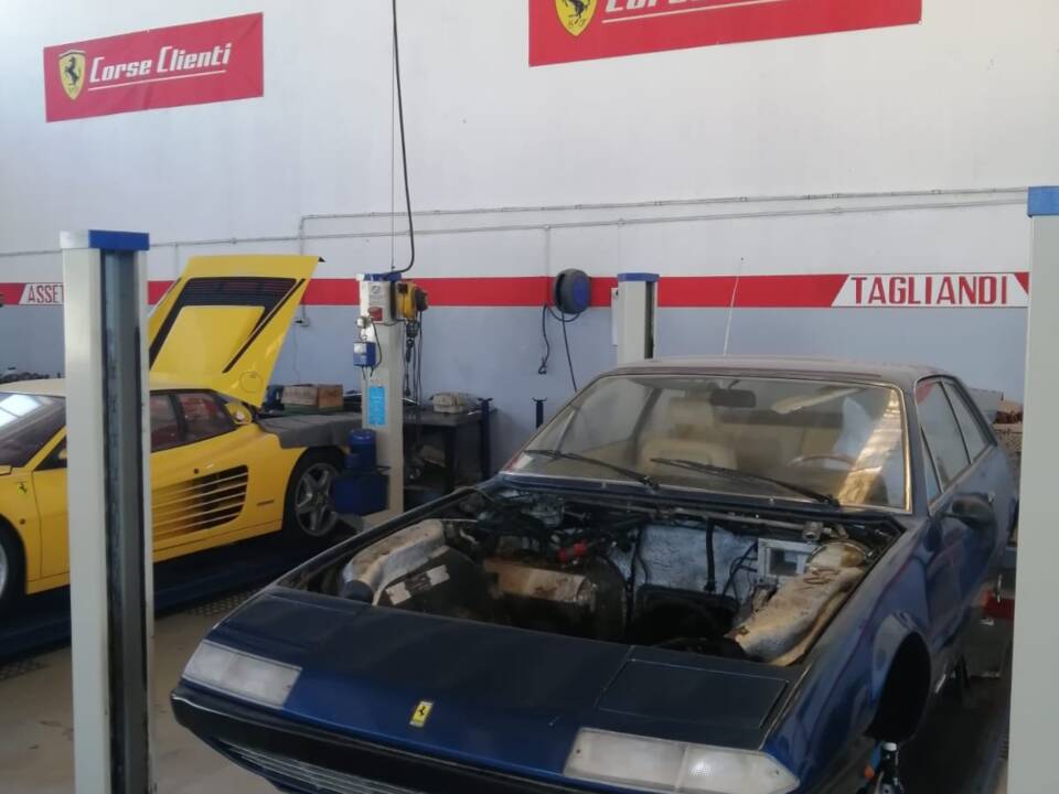 Image 55/77 of Ferrari 365 GT4 2+2 (1975)