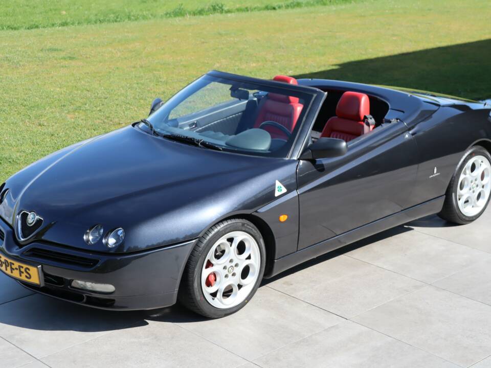 Image 49/50 of Alfa Romeo Spider 3.0 V6 24V (2001)