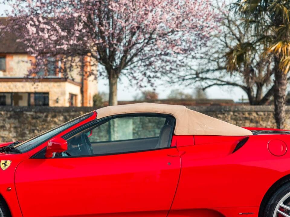 Bild 12/31 von Ferrari F 430 Spider (2006)
