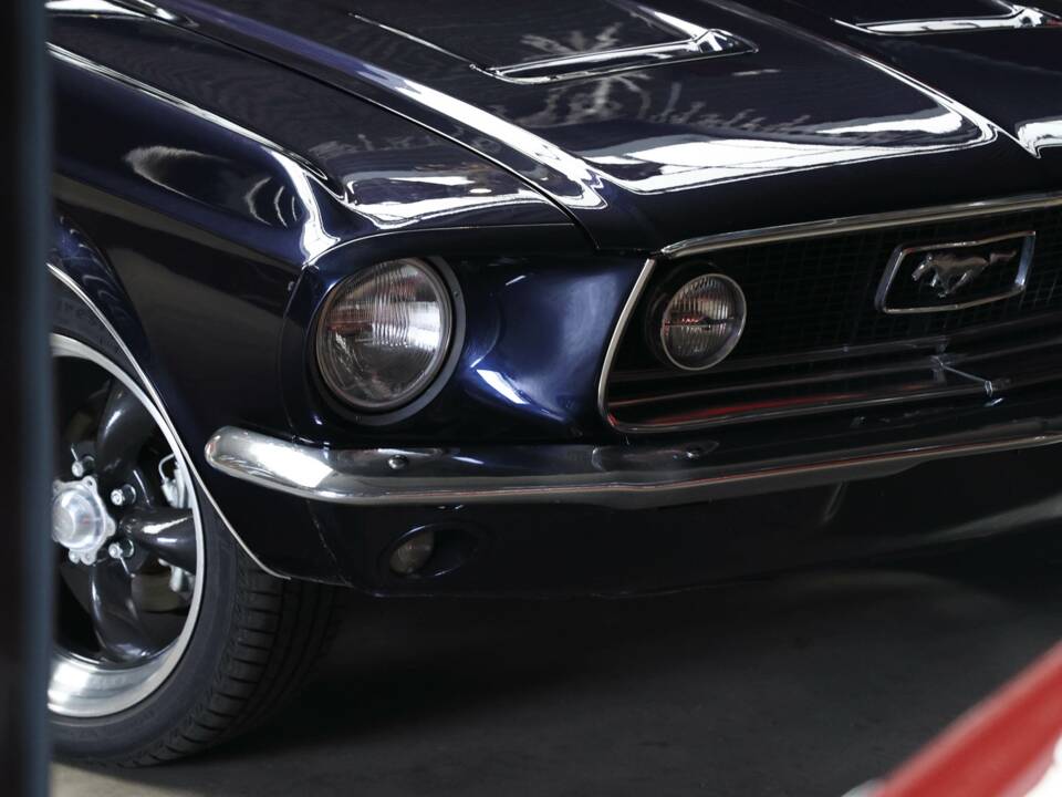 Image 25/57 of Ford Mustang 302 (1968)