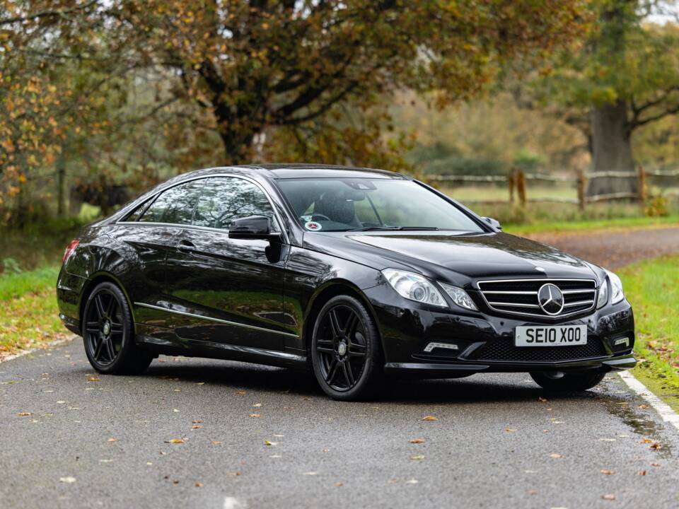 Bild 9/44 von Mercedes-Benz E 500 (2010)