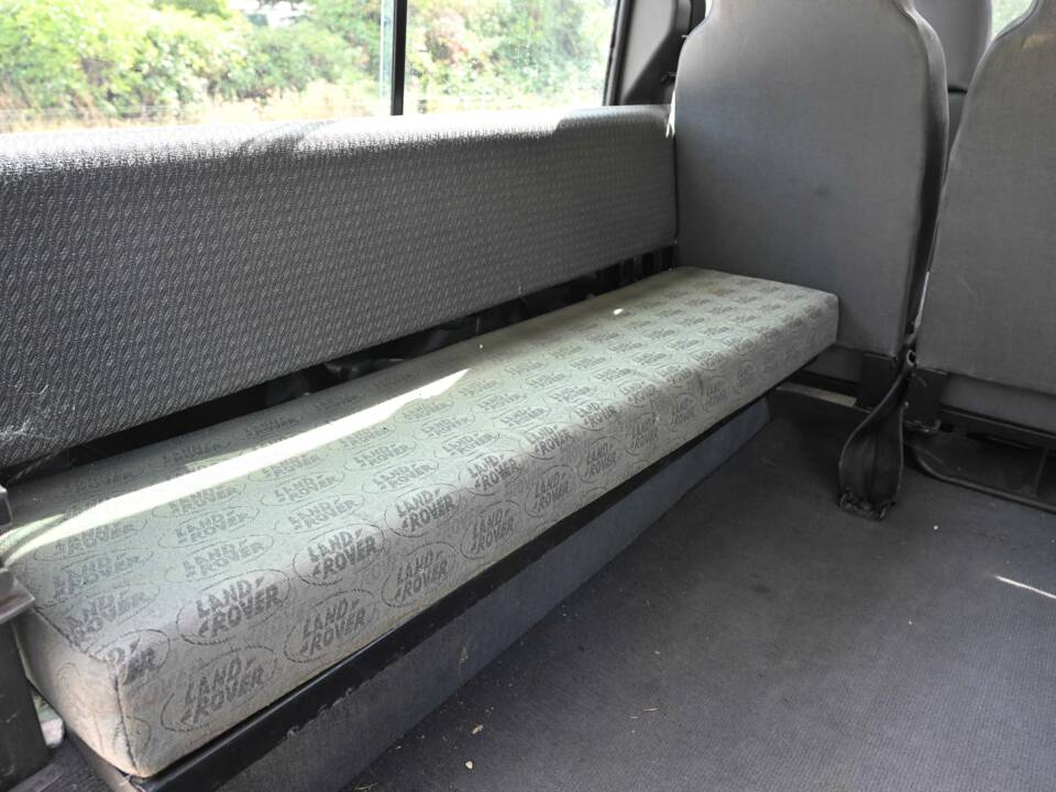 Image 12/50 of Land Rover Defender 110 300Tdi (1998)