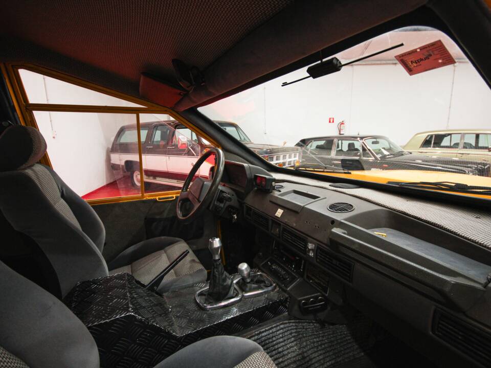 Afbeelding 14/54 van Land Rover Range Rover Classic 3.9 (1990)