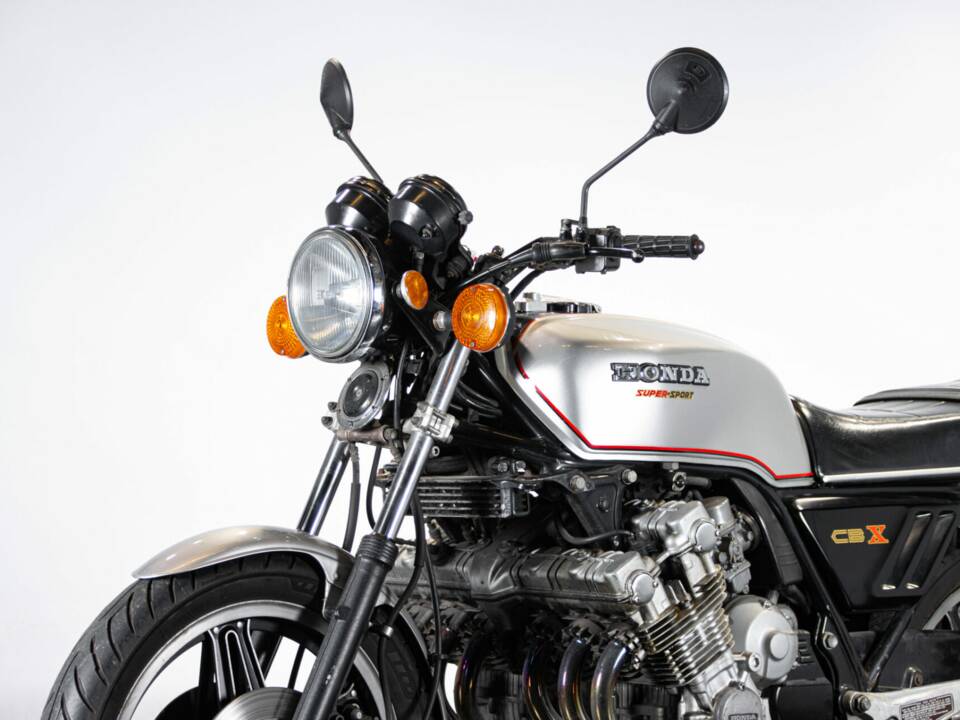 Image 42/50 of Honda DUMMY (1980)